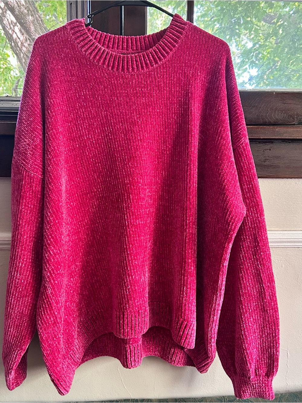 H&M Chenille Crewneck Sweater in Raspberry